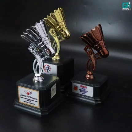 BADMINTION BUDGET - value trophy and piala mampu milik GT-i Design Malaysia