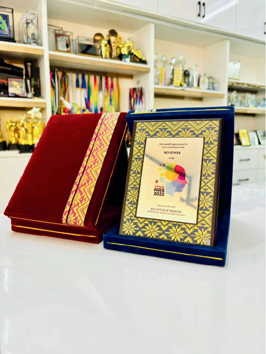 Artboard 15 Velvet Box with AL - custom plaque, plak and crystal award GT-i Design Malaysia