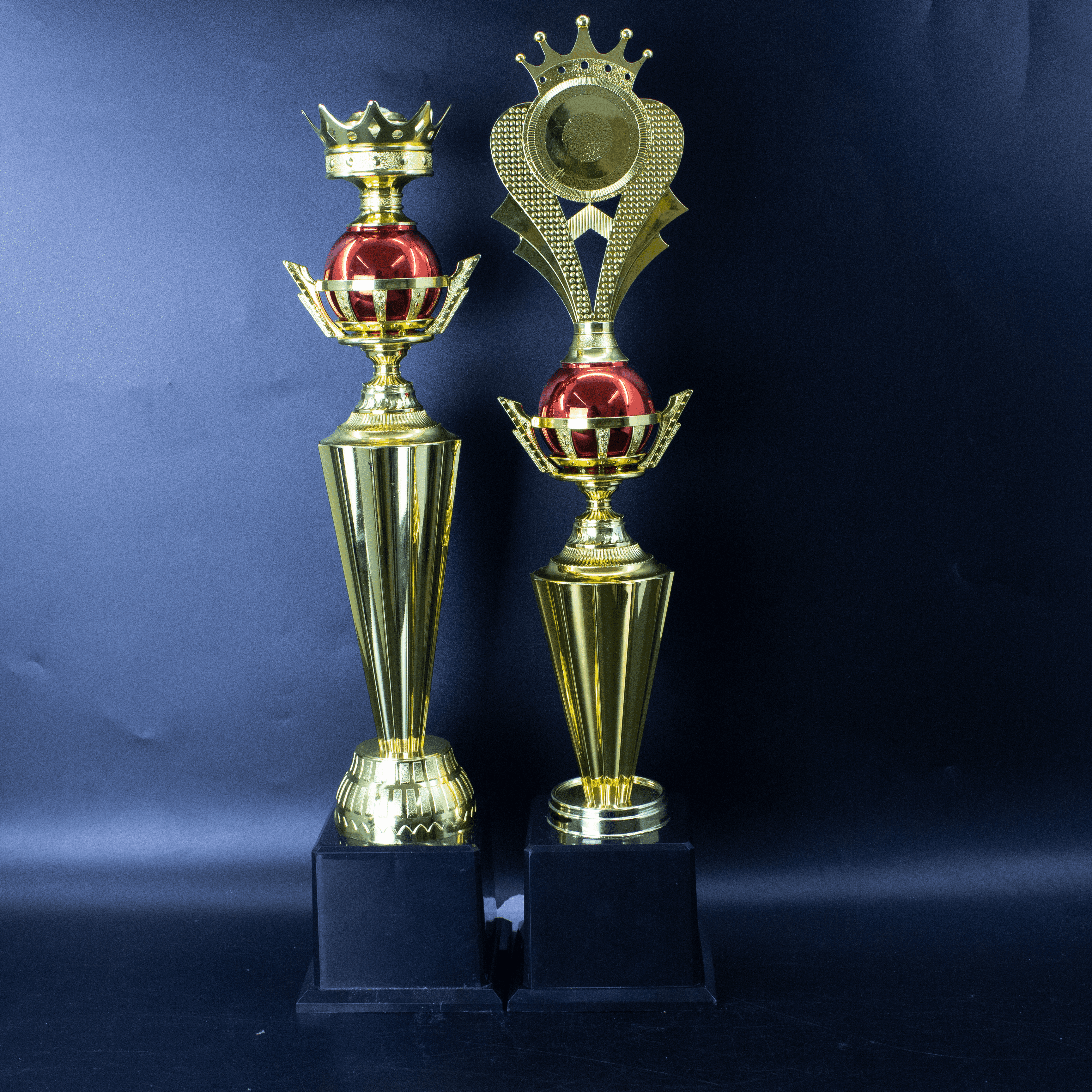 King Queen award trophy for corporate and school events Malaysia