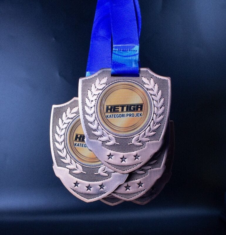 msg-1001994515282-695