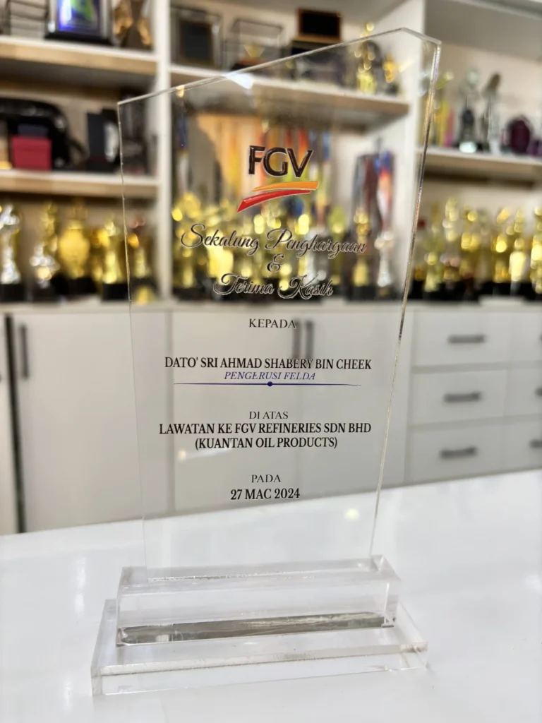 Custom acrylic corporate recognition plaque for an official visit in Kuantan by GTi Design