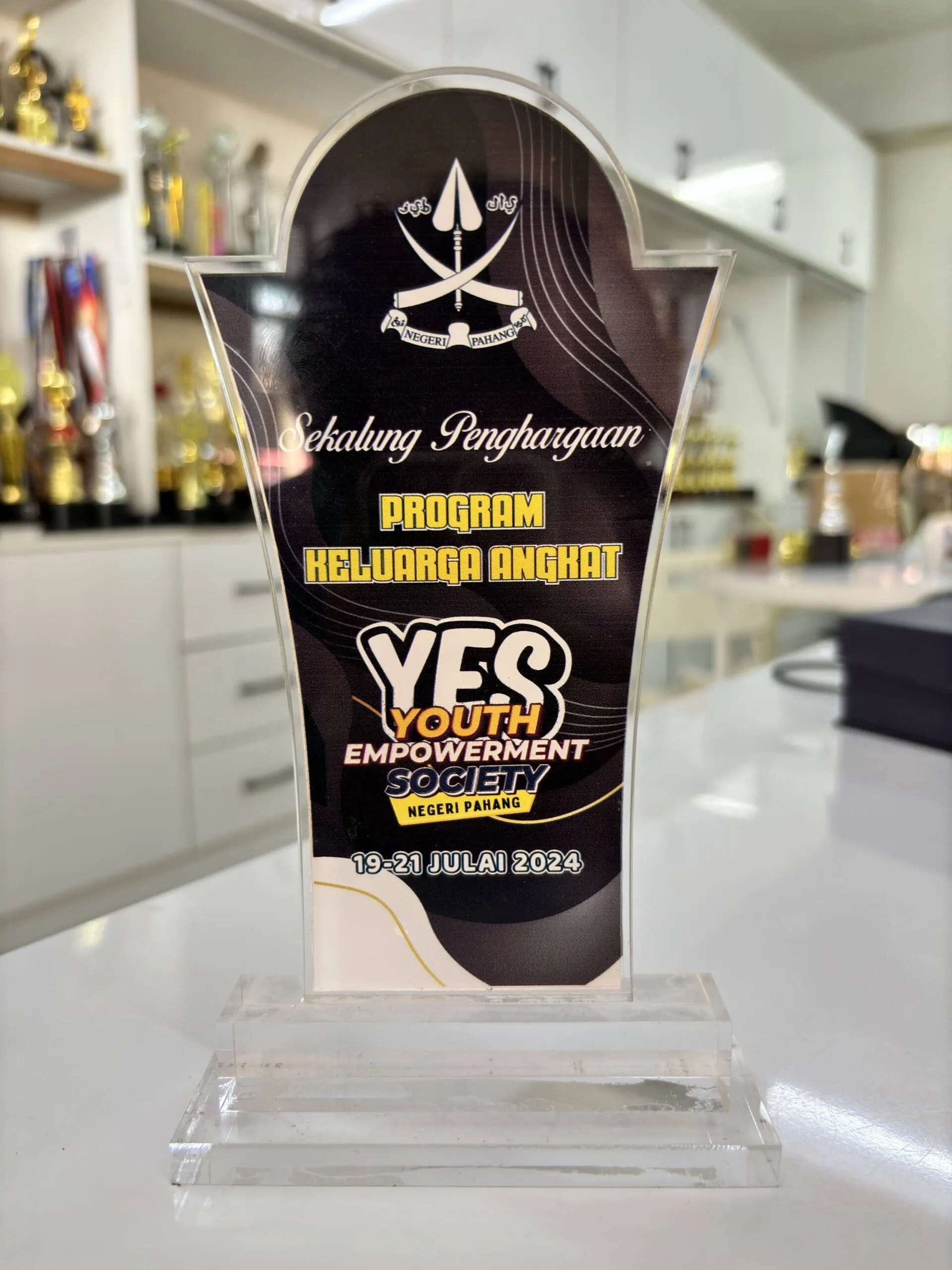 IMG_0444-scaled.webp Custom Design Example 11 - acrylic trophy, piala acrylic and plak acrylic GT-i Design Malaysia