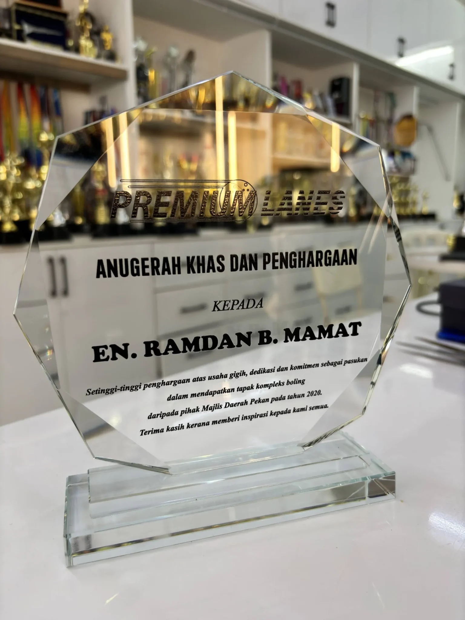 Elegant crystal awards by GTi Design, custom awards Malaysia
