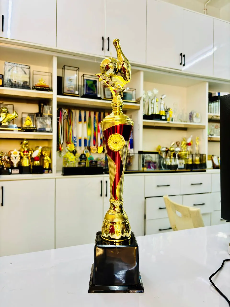 6120758718619566886.webp BOWLING PIN L0RC01 - bowling trophy and piala boling GT-i Design Malaysia