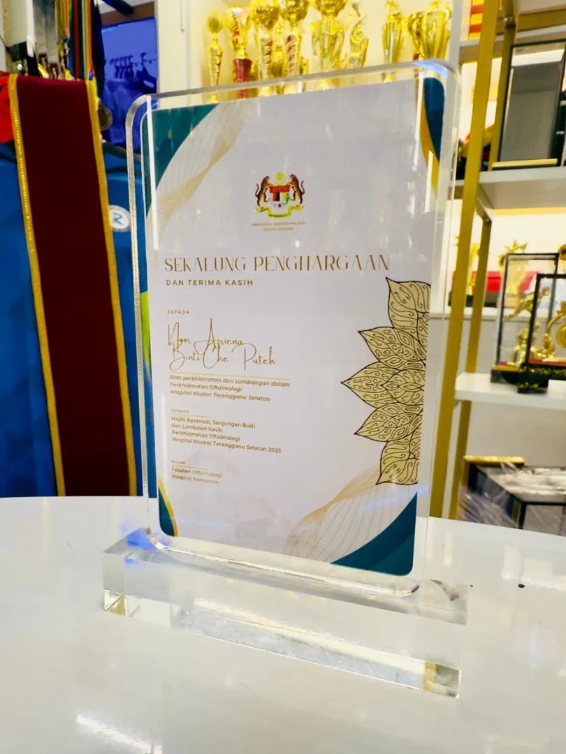 WhatsApp-Image-2025-09-18-at-6.15.21-PM.webp Acrylic Plaque School Awards 2 - acrylic trophy, piala acrylic and plak acrylic GT-i Design Malaysia