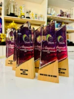 Exclusive Crystal Plaque 10 (With Box) - custom plaque by GT-i Design Malaysia