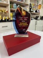 Exclusive Crystal Plaque 2 (With Box) - custom plaque, plak and crystal award GT-i Design Malaysia