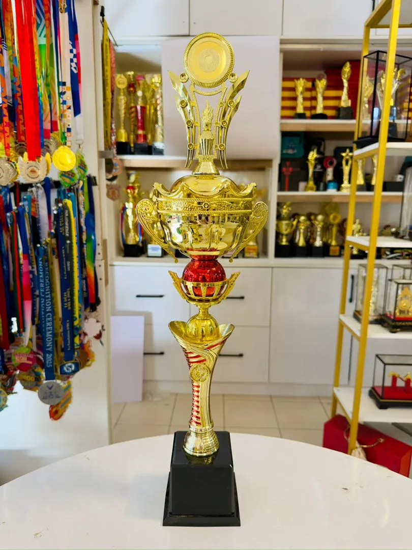 WhatsApp-Image-2025-10-08-at-9.40.11-PM.webp AWARD 33 L2RC04 CROWN - custom trophy, piala and trofi GT-i Design Malaysia