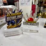 Piala Acrylic Bowling Design Bowling Pin dengan plate custom untuk kejohanan bowling